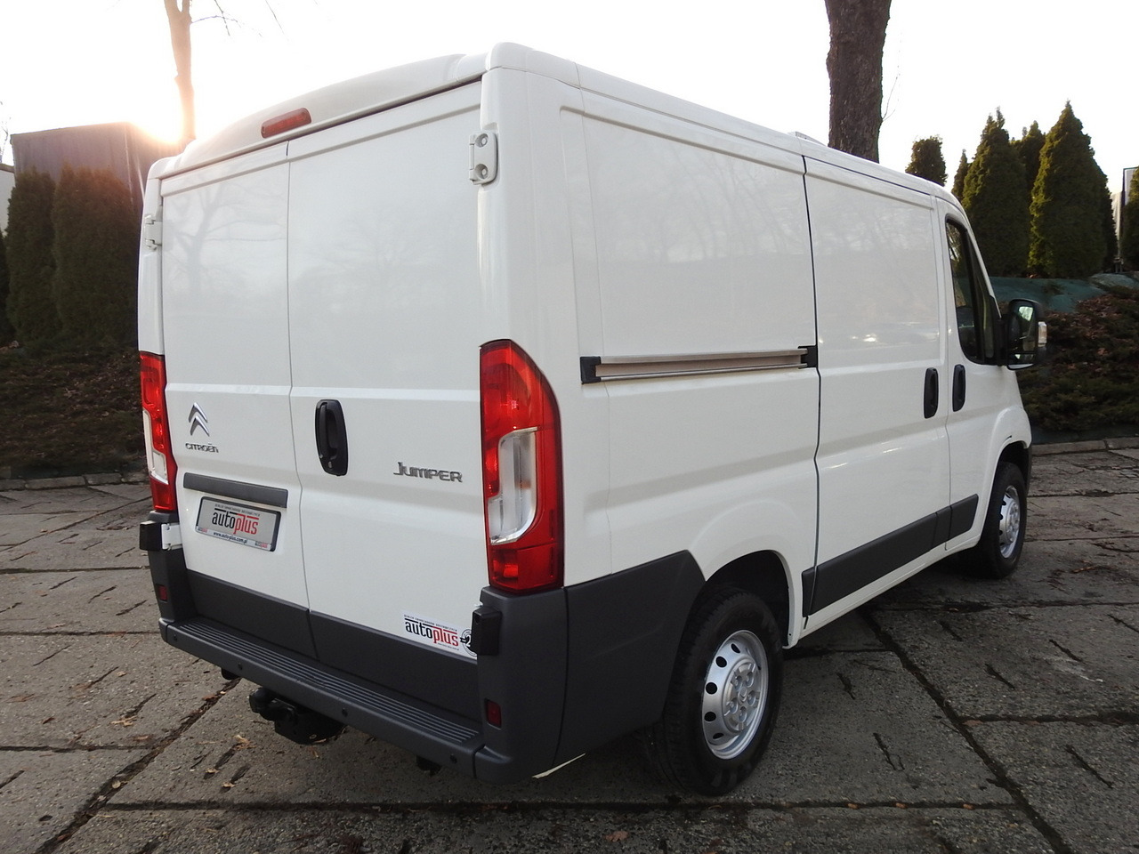 CITROEN JUMPER REFRIGERATOR VAN -5*C LED LIGHTS AIR CONDITIONING  130HP - Utilitaire frigorifique: photos 3 CITROEN JUMPER REFRIGERATOR VAN -5*C LED LIGHTS AIR CONDITIONING  130HP - Utilitaire frigorifique: photos 3