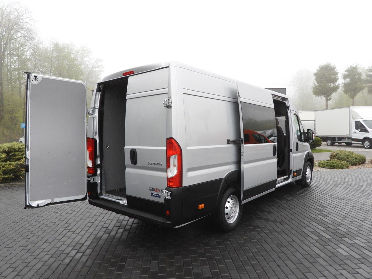 Citroën JUMPER KASTENWAGEN DOPPELKABINE 7 SITZE TEMPOMAT - Fourgon utilitaire, Utilitaire double cabine: photos 3 Citroën JUMPER KASTENWAGEN DOPPELKABINE 7 SITZE TEMPOMAT - Fourgon utilitaire, Utilitaire double cabine: photos 3