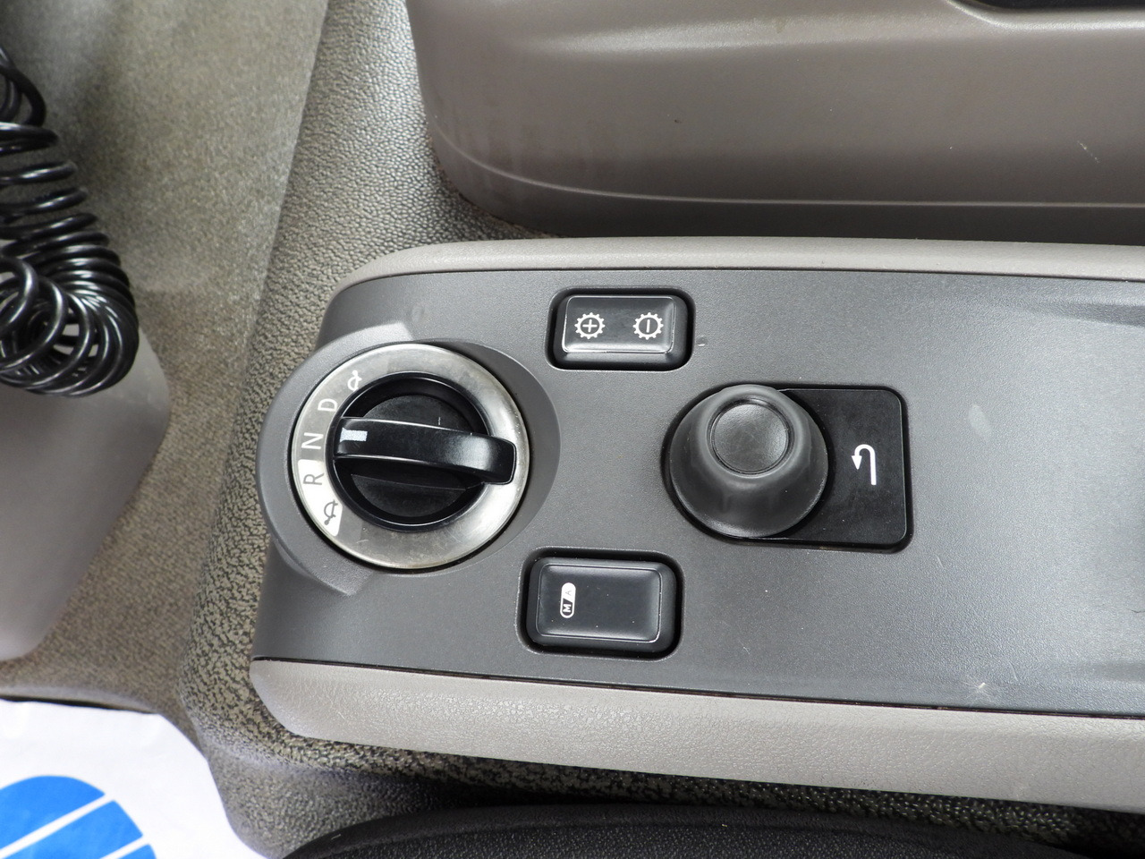 Camion benne DAF LF 180 THREE-WAY TIPPER CRUISE CONTROL LED LIGHTS AUTOMATIC TRANSMISSION TWIN WHEELS AIR CONDITIONING 180HP: photos 44 Camion benne DAF LF 180 THREE-WAY TIPPER CRUISE CONTROL LED LIGHTS AUTOMATIC TRANSMISSION TWIN WHEELS AIR CONDITIONING 180HP: photos 44