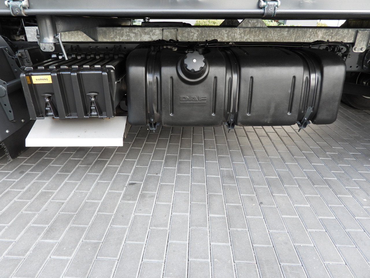 Camion benne DAF LF 180 THREE-WAY TIPPER CRUISE CONTROL LED LIGHTS AUTOMATIC TRANSMISSION TWIN WHEELS AIR CONDITIONING 180HP: photos 26 Camion benne DAF LF 180 THREE-WAY TIPPER CRUISE CONTROL LED LIGHTS AUTOMATIC TRANSMISSION TWIN WHEELS AIR CONDITIONING 180HP: photos 26