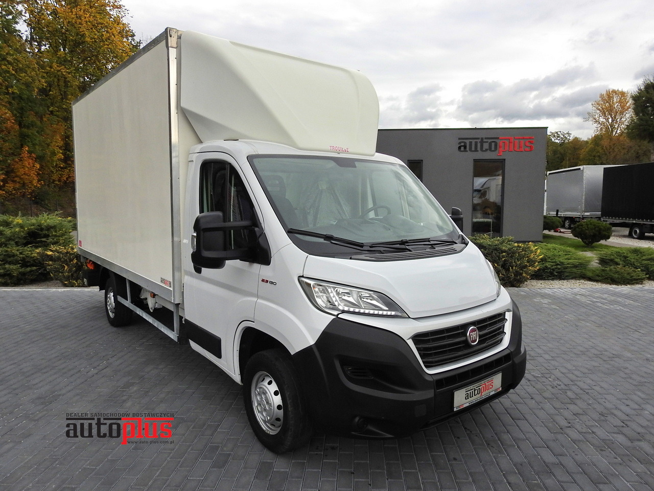 FIAT DUCATO BOX LIFT 8 PALLETS CRUISE CONTROL NAVIGATION AIR CONDITIONING LED LIGHTS 130HP - Utilitaire frigorifique: photos 1 FIAT DUCATO BOX LIFT 8 PALLETS CRUISE CONTROL NAVIGATION AIR CONDITIONING LED LIGHTS 130HP - Utilitaire frigorifique: photos 1