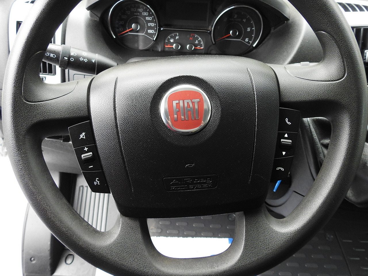 Fourgon grand volume FIAT DUCATO BOX LIFT 8 PALLETS CRUISE CONTROL NAVIGATION AIR CONDITIONING LED LIGHTS  130HP: photos 33