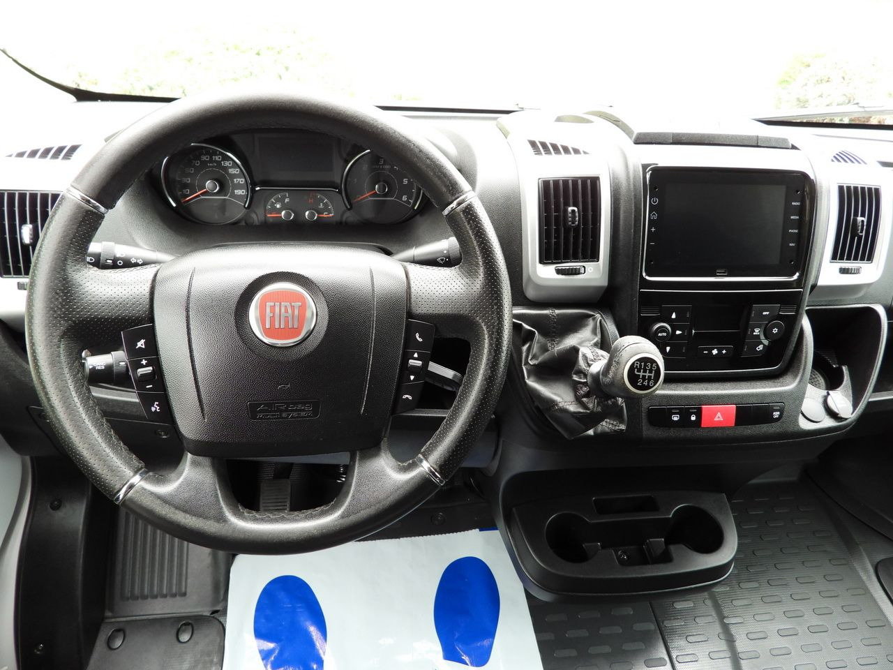 FIAT DUCATO TARPAULIN 9 PALLETS CRUISE CONTROL LED LIGHTS PNEUMATICS AIR CONDITIONING 180HP - Utilitaire plateau baché: photos 2 FIAT DUCATO TARPAULIN 9 PALLETS CRUISE CONTROL LED LIGHTS PNEUMATICS AIR CONDITIONING 180HP - Utilitaire plateau baché: photos 2