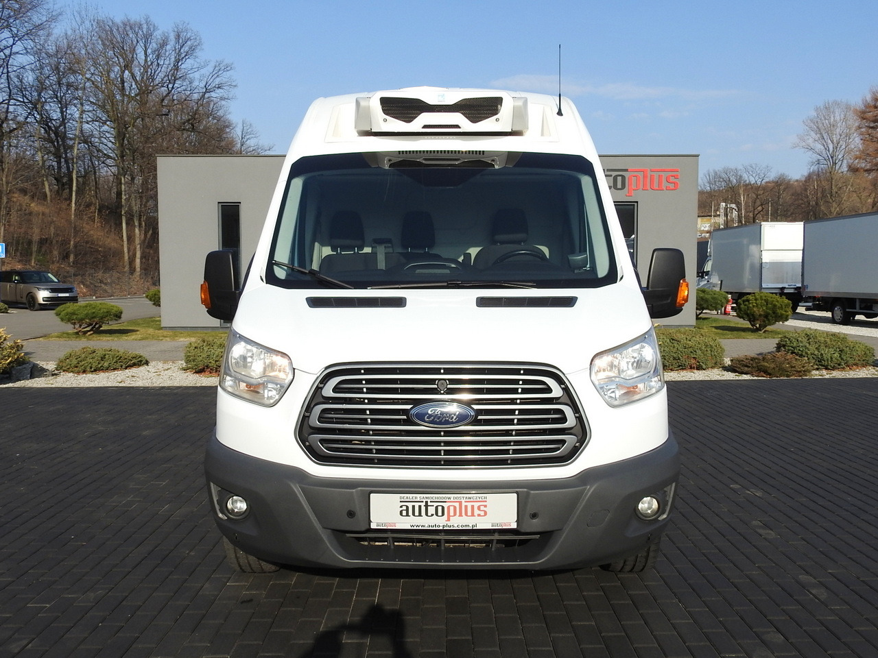 FORD TRANSIT REFRIGERATOR VAN 0°C HEATING FUNCTION CRUISE CONTROL LED LIGHTS AIR CONDITIONING 130HP - Utilitaire frigorifique: photos 5 FORD TRANSIT REFRIGERATOR VAN 0°C HEATING FUNCTION CRUISE CONTROL LED LIGHTS AIR CONDITIONING 130HP - Utilitaire frigorifique: photos 5