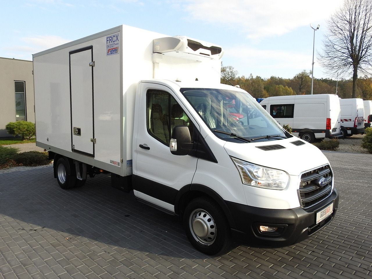FORD TRANSIT REGRIGERATOR BOX -10*C POWER SUPPLY 230V CRUISE CONTROL AIR CONDITIONING LED LIGHTS PNEUMATICS TWIN WHEELS 130HP - Utilitaire frigorifique: photos 4 FORD TRANSIT REGRIGERATOR BOX -10*C POWER SUPPLY 230V CRUISE CONTROL AIR CONDITIONING LED LIGHTS PNEUMATICS TWIN WHEELS 130HP - Utilitaire frigorifique: photos 4