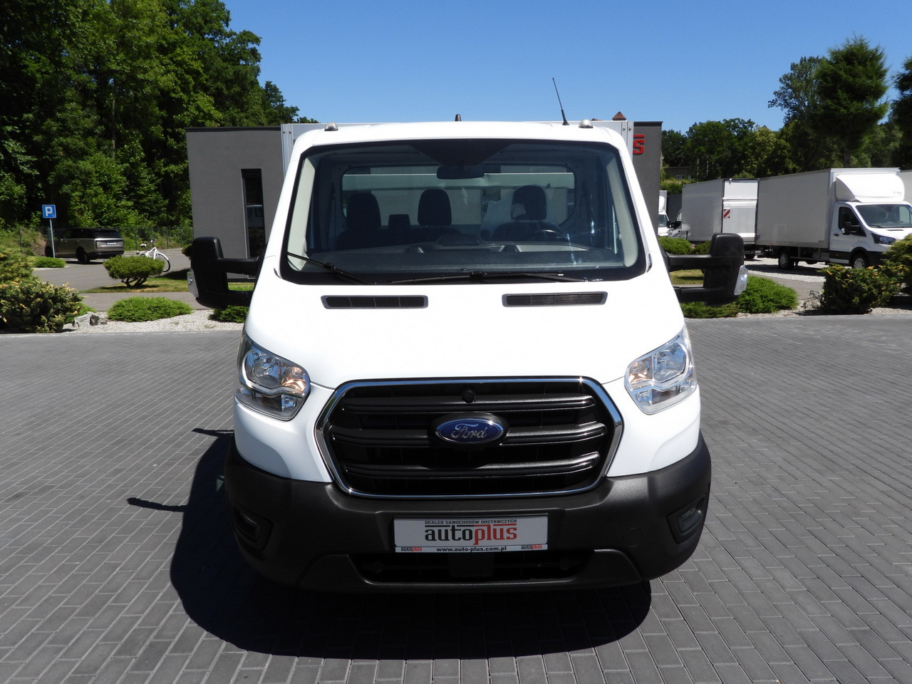 FORD TRANSIT STAKE BODY 10 PALLETS CRUISE CONTROL LED LIGHTS PNEUMATICS AIR CONDITIONING 160HP - Fourgon plateau: photos 5 FORD TRANSIT STAKE BODY 10 PALLETS CRUISE CONTROL LED LIGHTS PNEUMATICS AIR CONDITIONING 160HP - Fourgon plateau: photos 5
