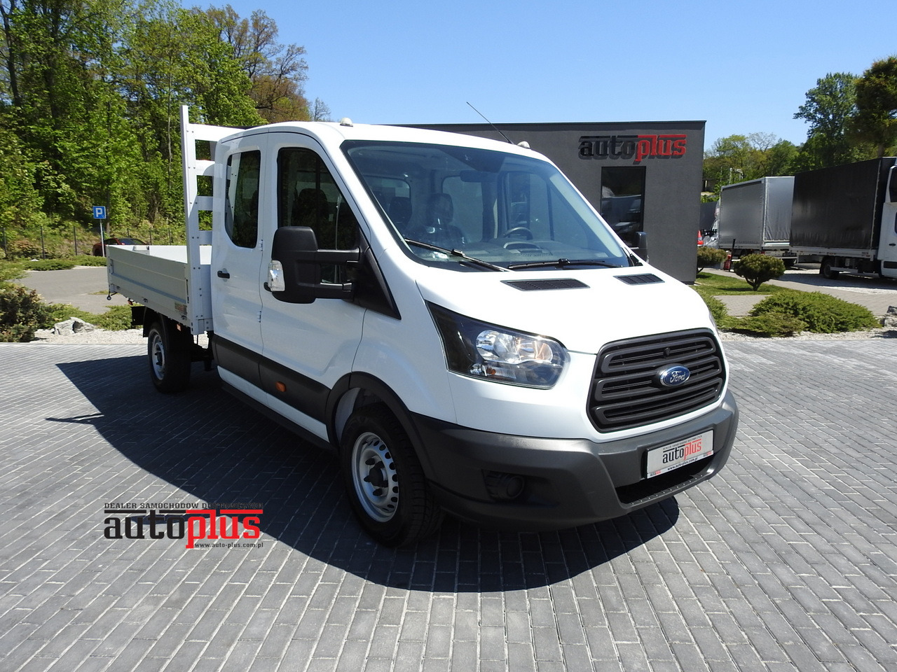 FORD TRANSIT STAKE BODY DOUBLE CABIN DOKA 7 SEATS AIR CONDITIONING 130HP - Utilitaire double cabine: photos 1 FORD TRANSIT STAKE BODY DOUBLE CABIN DOKA 7 SEATS AIR CONDITIONING 130HP - Utilitaire double cabine: photos 1