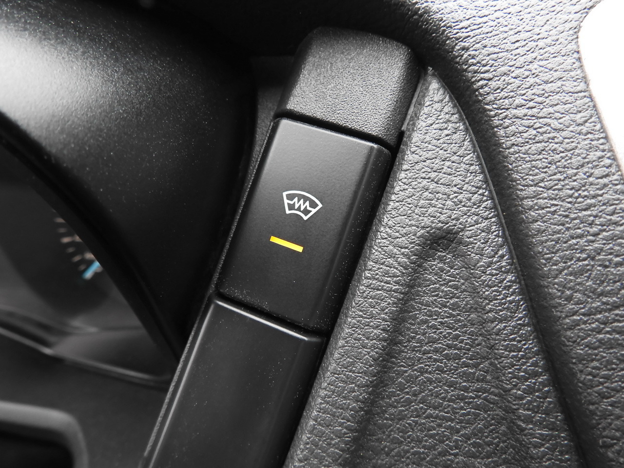 Utilitaire benne FORD TRANSIT TIPPER CRUISE CONTROL AIR CONDITIONING TWIN WHEELS 170HP: photos 35 Utilitaire benne FORD TRANSIT TIPPER CRUISE CONTROL AIR CONDITIONING TWIN WHEELS 170HP: photos 35