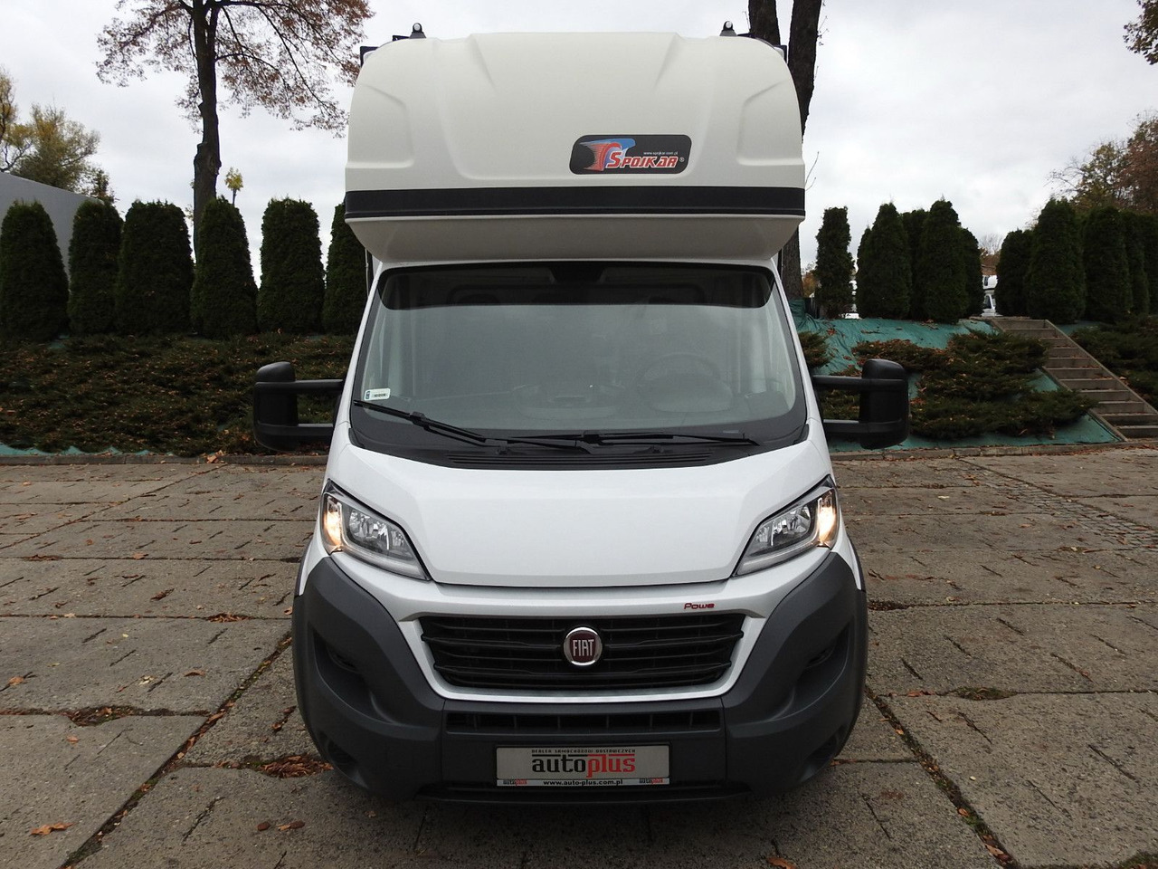 Fiat DUCATO PRITSCHE PLANE AUFZUG 8 PALETTEN WEBASTO - Utilitaire plateau baché: photos 5 Fiat DUCATO PRITSCHE PLANE AUFZUG 8 PALETTEN WEBASTO - Utilitaire plateau baché: photos 5