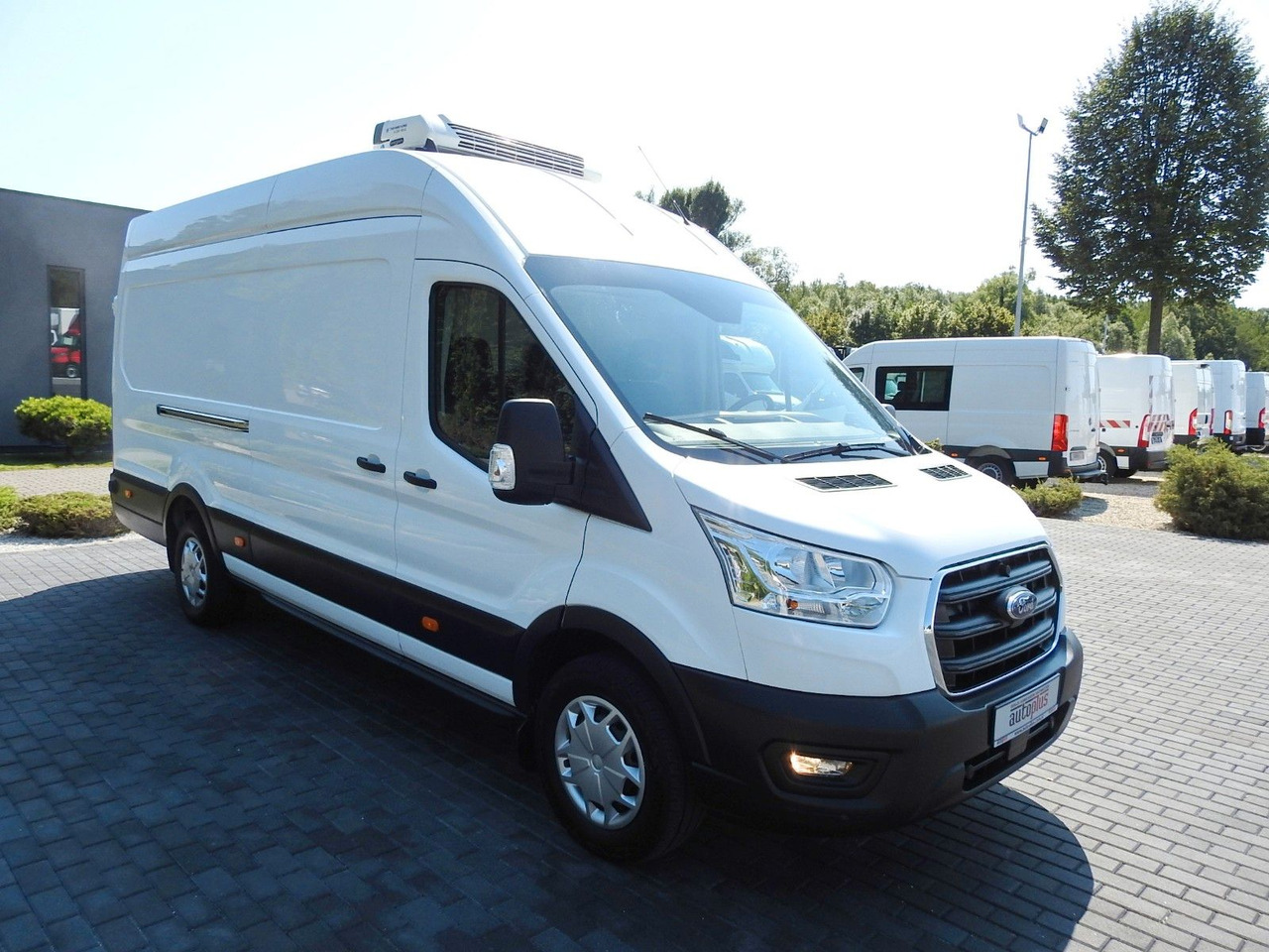 Ford TRANSIT KÜHLKASTENWAGEN 0*C HEIZFUNKTION Ford TRANSIT KÜHLKASTENWAGEN 0*C HEIZFUNKTION - Utilitaire frigorifique: photos 4 Ford TRANSIT KÜHLKASTENWAGEN 0*C HEIZFUNKTION Ford TRANSIT KÜHLKASTENWAGEN 0*C HEIZFUNKTION - Utilitaire frigorifique: photos 4