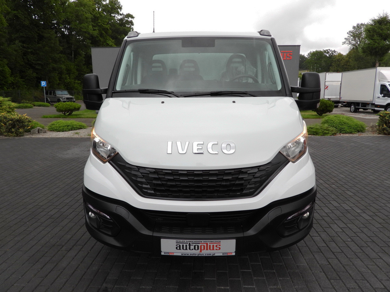 IVECO DAILY 35C16 TIPPER CRUISE CONTROL AIR CONDITIONING TWIN WHEELS 160HP - Utilitaire benne: photos 5 IVECO DAILY 35C16 TIPPER CRUISE CONTROL AIR CONDITIONING TWIN WHEELS 160HP - Utilitaire benne: photos 5