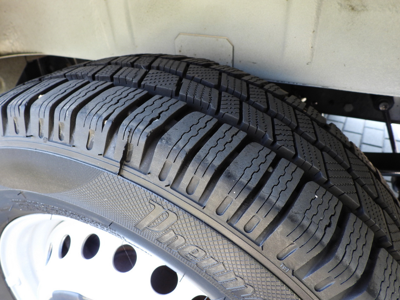 Utilitaire frigorifique IVECO DAILY 35S14 REFRIGERATOR VAN 0*C POWER SUPPLY 230V CRUISE CONTROL AUTOMATIC TRANSMISSION HI-MATIC AIR CONDITIONING  140HP: photos 32