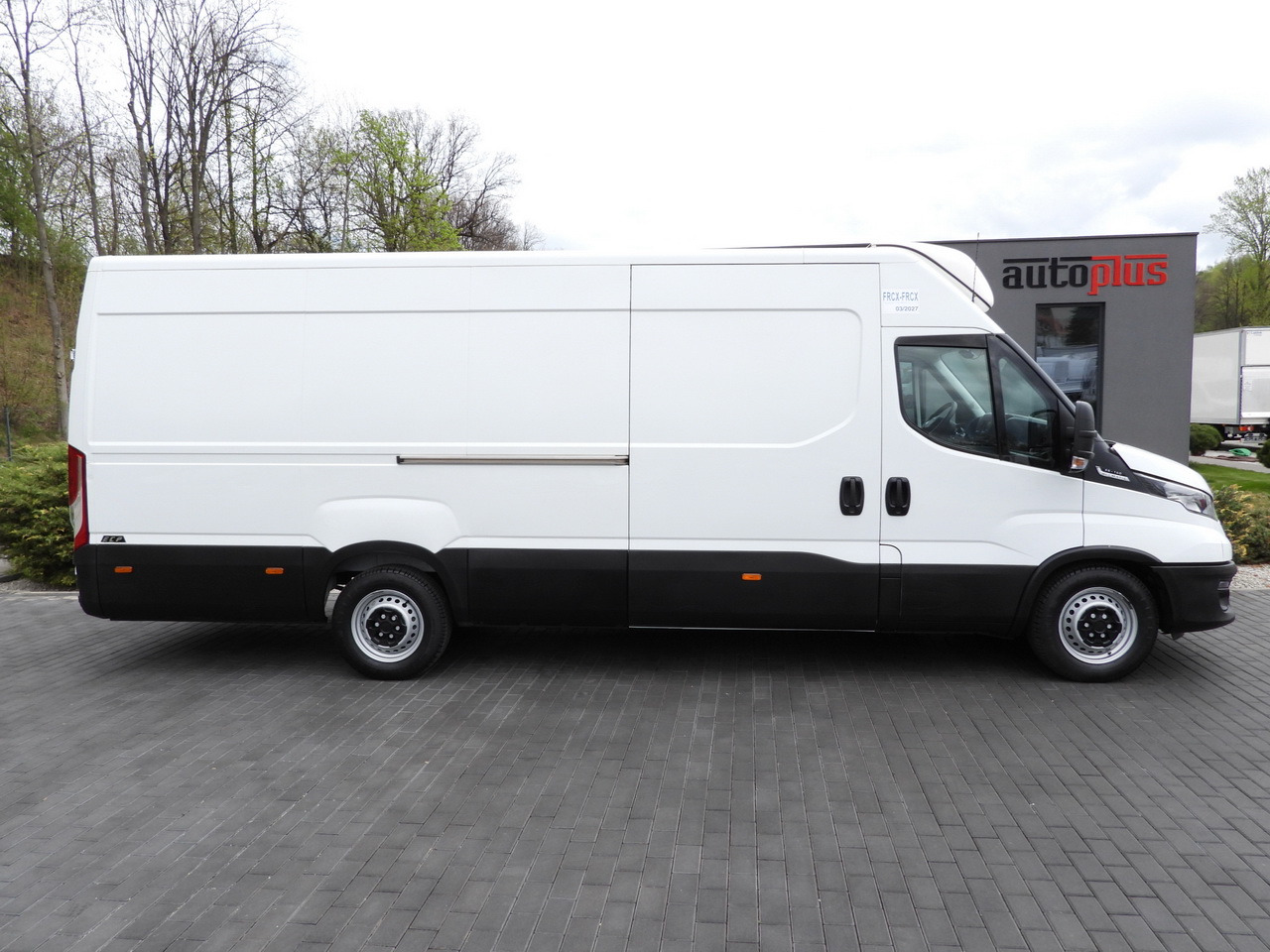 Utilitaire frigorifique IVECO DAILY 35S14 REFRIGERATOR VAN 0*C POWER SUPPLY 230V CRUISE CONTROL AUTOMATIC TRANSMISSION HI-MATIC AIR CONDITIONING  140HP: photos 7