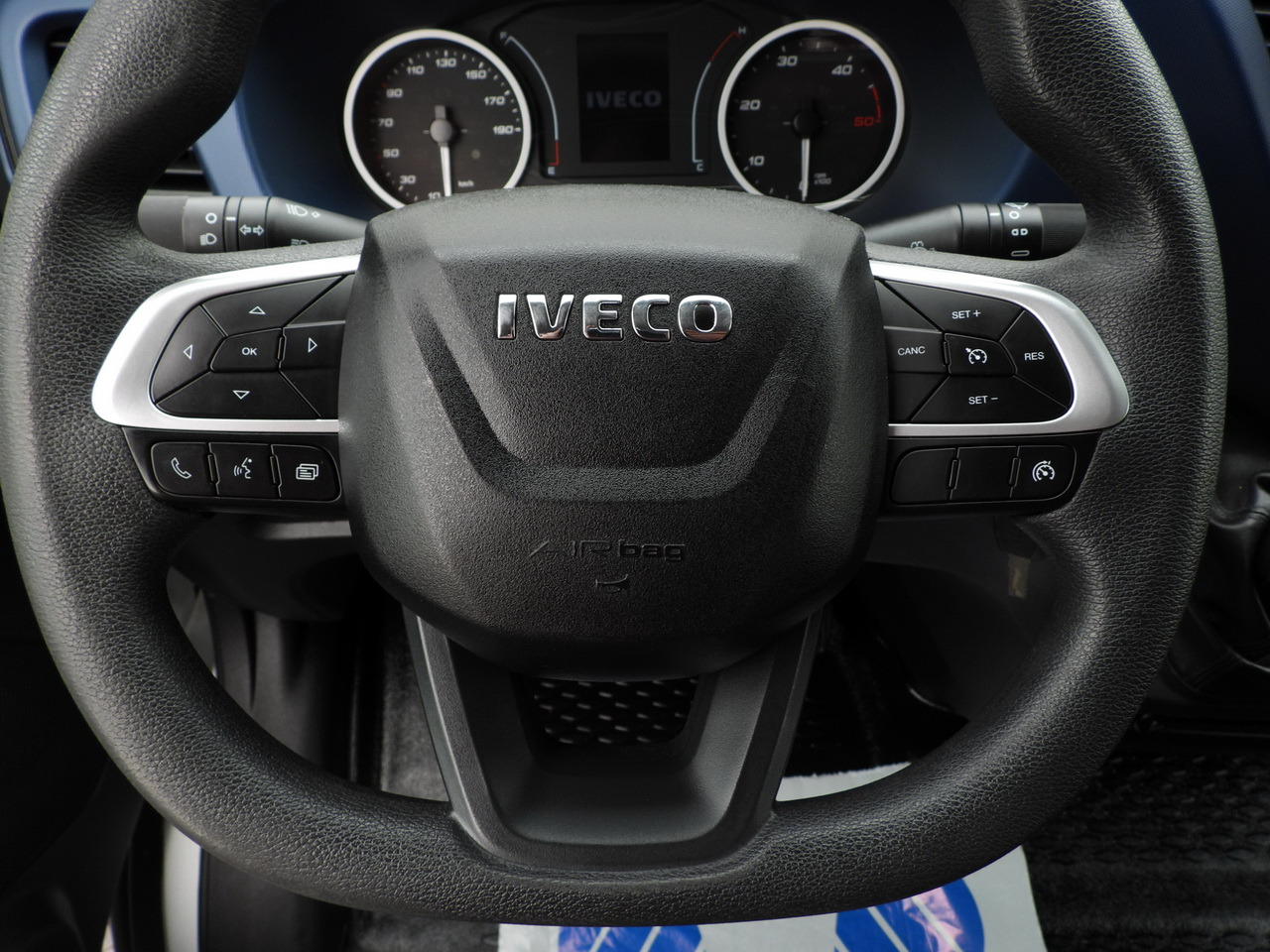 Utilitaire frigorifique IVECO DAILY 35S14 REFRIGERATOR VAN 0*C POWER SUPPLY 230V CRUISE CONTROL AUTOMATIC TRANSMISSION HI-MATIC AIR CONDITIONING  140HP: photos 38