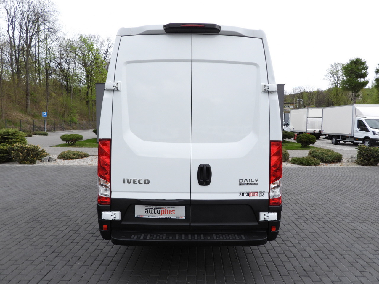 Utilitaire frigorifique IVECO DAILY 35S14 REFRIGERATOR VAN 0*C POWER SUPPLY 230V CRUISE CONTROL AUTOMATIC TRANSMISSION HI-MATIC AIR CONDITIONING  140HP: photos 11