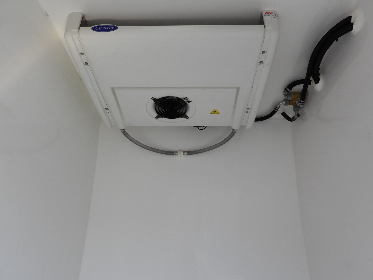 Utilitaire frigorifique IVECO DAILY 35S14 REFRIGERATOR VAN 0*C POWER SUPPLY 230V CRUISE CONTROL AUTOMATIC TRANSMISSION HI-MATIC AIR CONDITIONING  140HP: photos 29