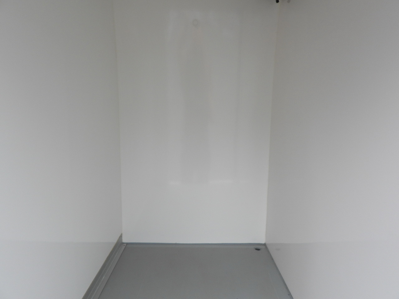 Utilitaire frigorifique IVECO DAILY 35S14 REFRIGERATOR VAN 0*C POWER SUPPLY 230V CRUISE CONTROL AUTOMATIC TRANSMISSION HI-MATIC AIR CONDITIONING  140HP: photos 28