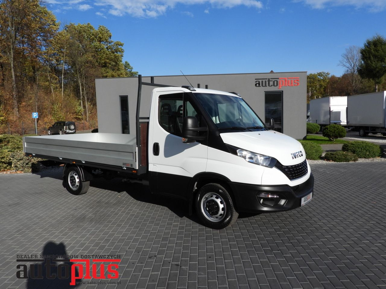 IVECO DAILY 35S14 STAKE BODY 8 PALLETS CRUISE CONTROL AIR CONDITIONING  140HP - Fourgon plateau: photos 1 IVECO DAILY 35S14 STAKE BODY 8 PALLETS CRUISE CONTROL AIR CONDITIONING  140HP - Fourgon plateau: photos 1