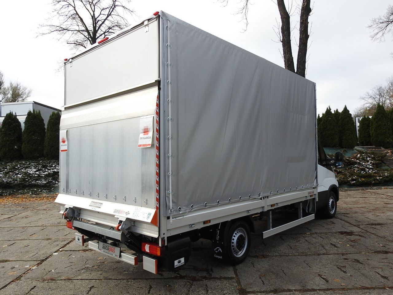 IVECO DAILY 35S16 NEW TARPAULIN LIFT 8 PALLETS CRUISE CONTROL AIR CONDITIONING 160HP - Utilitaire plateau baché: photos 3 IVECO DAILY 35S16 NEW TARPAULIN LIFT 8 PALLETS CRUISE CONTROL AIR CONDITIONING 160HP - Utilitaire plateau baché: photos 3