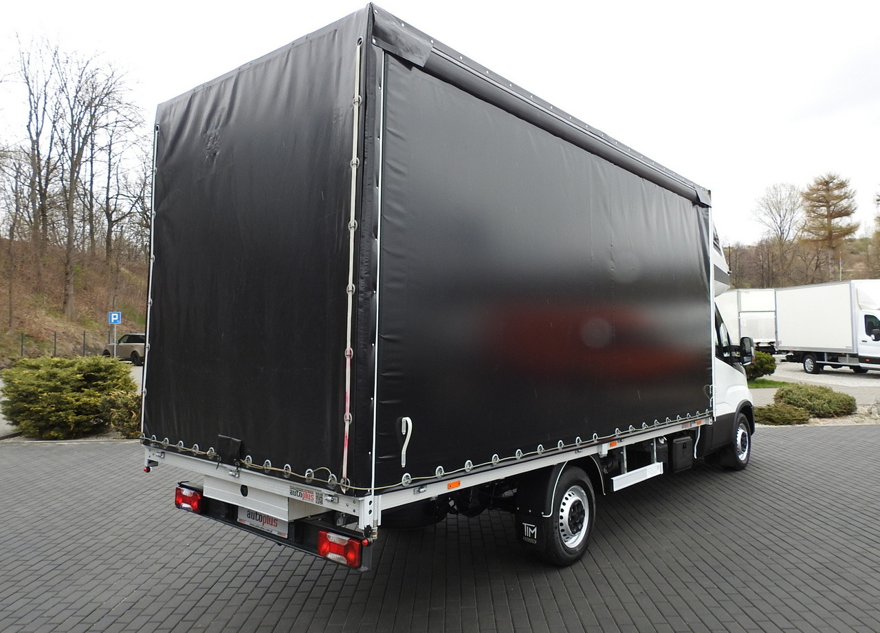 IVECO DAILY  35S18 TARPAULIN 10 PALLETS WEBASTO CRUISE CONTROL AIR CONDITIONING  180HP - Utilitaire plateau baché: photos 3 IVECO DAILY  35S18 TARPAULIN 10 PALLETS WEBASTO CRUISE CONTROL AIR CONDITIONING  180HP - Utilitaire plateau baché: photos 3