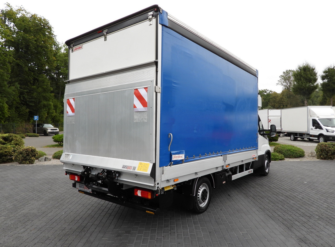 IVECO DAILY 35S18 TARPAULIN LIFT 8 PALLETS WEBASTO CRUISE CONTROL LED LIGHTS AIR CONDITIONING  180HP - Utilitaire plateau baché: photos 3 IVECO DAILY 35S18 TARPAULIN LIFT 8 PALLETS WEBASTO CRUISE CONTROL LED LIGHTS AIR CONDITIONING  180HP - Utilitaire plateau baché: photos 3