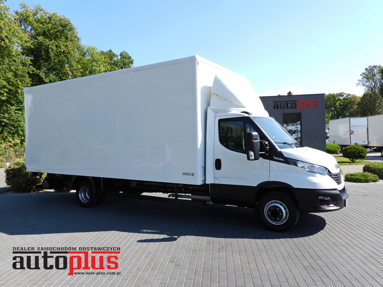 IVECO DAILY 72C18 LIFT 14 PALLETS CRUISE CONTROL PNEUMATICS AUTOMATIC TRANSMISSION HI-MATIC TWIN WHEELS AIR CONDITIONING 180HP - Utilitaire frigorifique: photos 1 IVECO DAILY 72C18 LIFT 14 PALLETS CRUISE CONTROL PNEUMATICS AUTOMATIC TRANSMISSION HI-MATIC TWIN WHEELS AIR CONDITIONING 180HP - Utilitaire frigorifique: photos 1