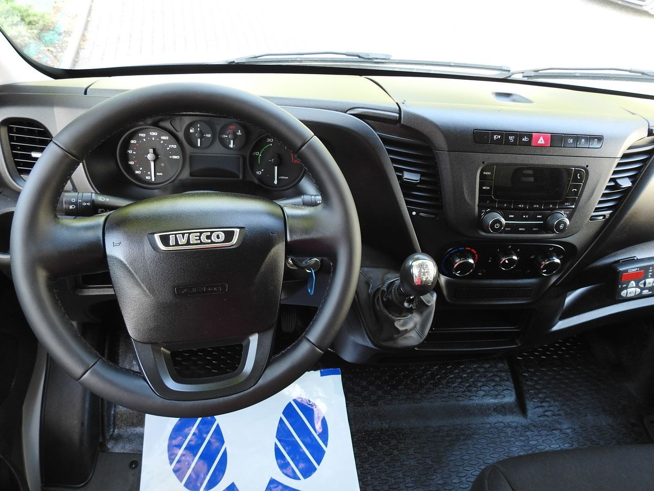 Utilitaire frigorifique IVECO DAILY: photos 35 Utilitaire frigorifique IVECO DAILY: photos 35