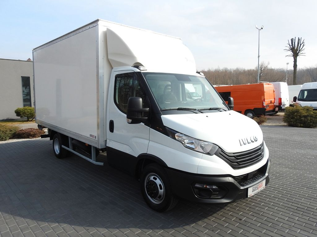 Iveco DAILY 35C16 KOFFER AUFZUG 8 PALETTEN TEMPOMAT - Fourgon grand volume: photos 4 Iveco DAILY 35C16 KOFFER AUFZUG 8 PALETTEN TEMPOMAT - Fourgon grand volume: photos 4