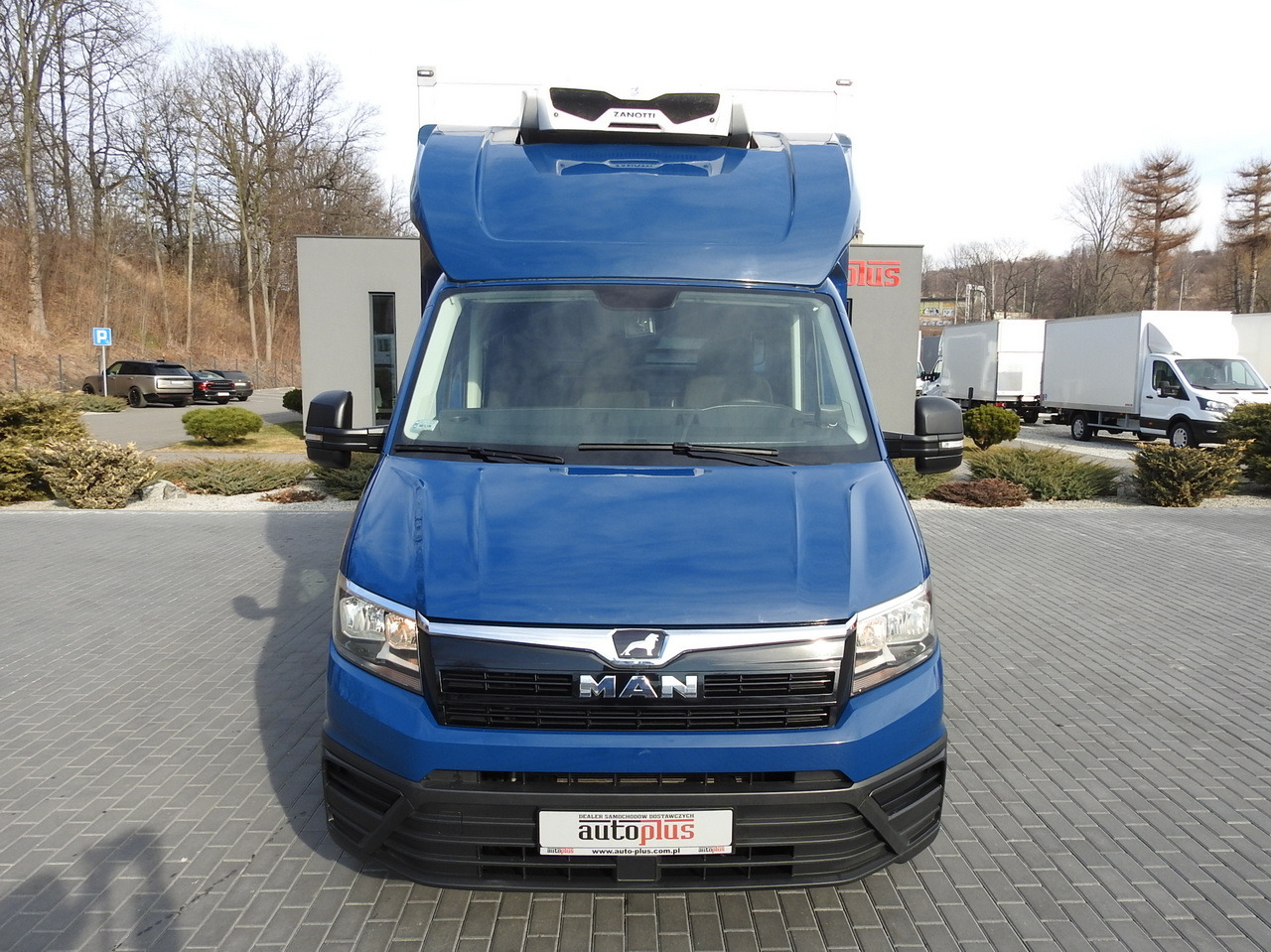 MAN TGE 3.180 REGRIGERATOR BOX -5*C 8 PALLETS HEATING FUNCTION CRUISE CONTROL PNEUMATICS AIR CONDITIONING  180HP - Utilitaire frigorifique: photos 5 MAN TGE 3.180 REGRIGERATOR BOX -5*C 8 PALLETS HEATING FUNCTION CRUISE CONTROL PNEUMATICS AIR CONDITIONING  180HP - Utilitaire frigorifique: photos 5