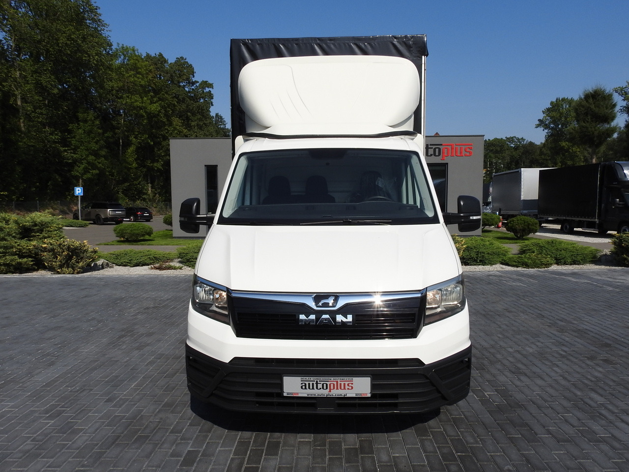 MAN TGE TARPAULIN 10 PALLETS AIR CONDITIONING  180HP - Utilitaire plateau baché: photos 5 MAN TGE TARPAULIN 10 PALLETS AIR CONDITIONING  180HP - Utilitaire plateau baché: photos 5