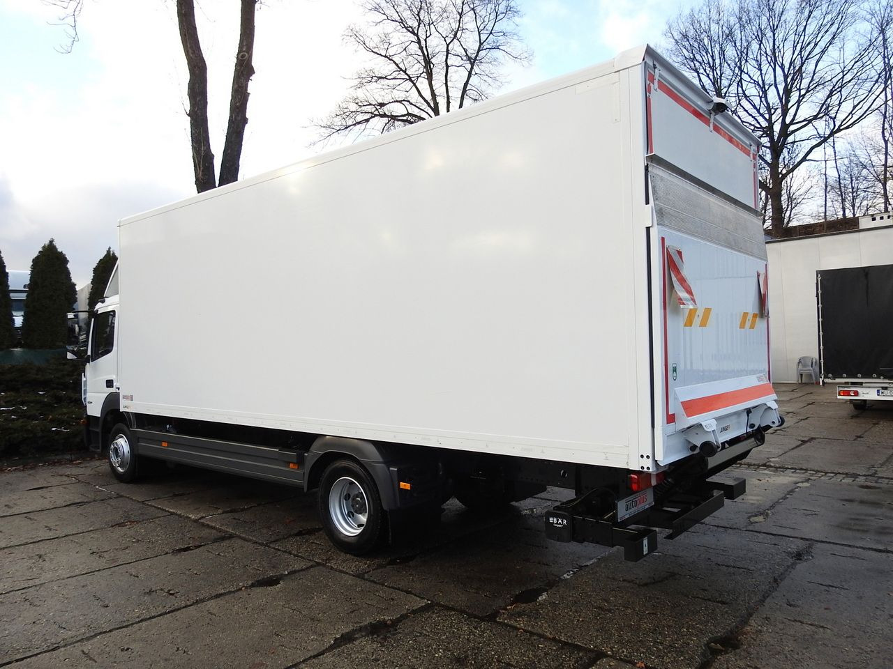 Fourgon grand volume MERCEDES ATEGO 12.24 BOX LIFT 18 PALLETS CRUISE CONTROL AUTOMATIC TRANSMISSION  TWIN WHEELS AIR CONDITIONING  240HP: photos 9