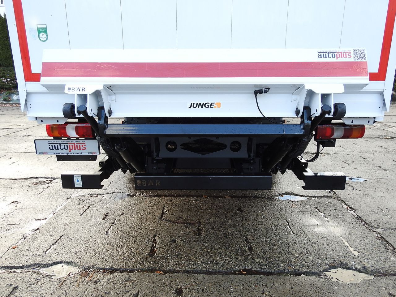 Fourgon grand volume MERCEDES ATEGO 12.24 BOX LIFT 18 PALLETS CRUISE CONTROL AUTOMATIC TRANSMISSION  TWIN WHEELS AIR CONDITIONING  240HP: photos 18