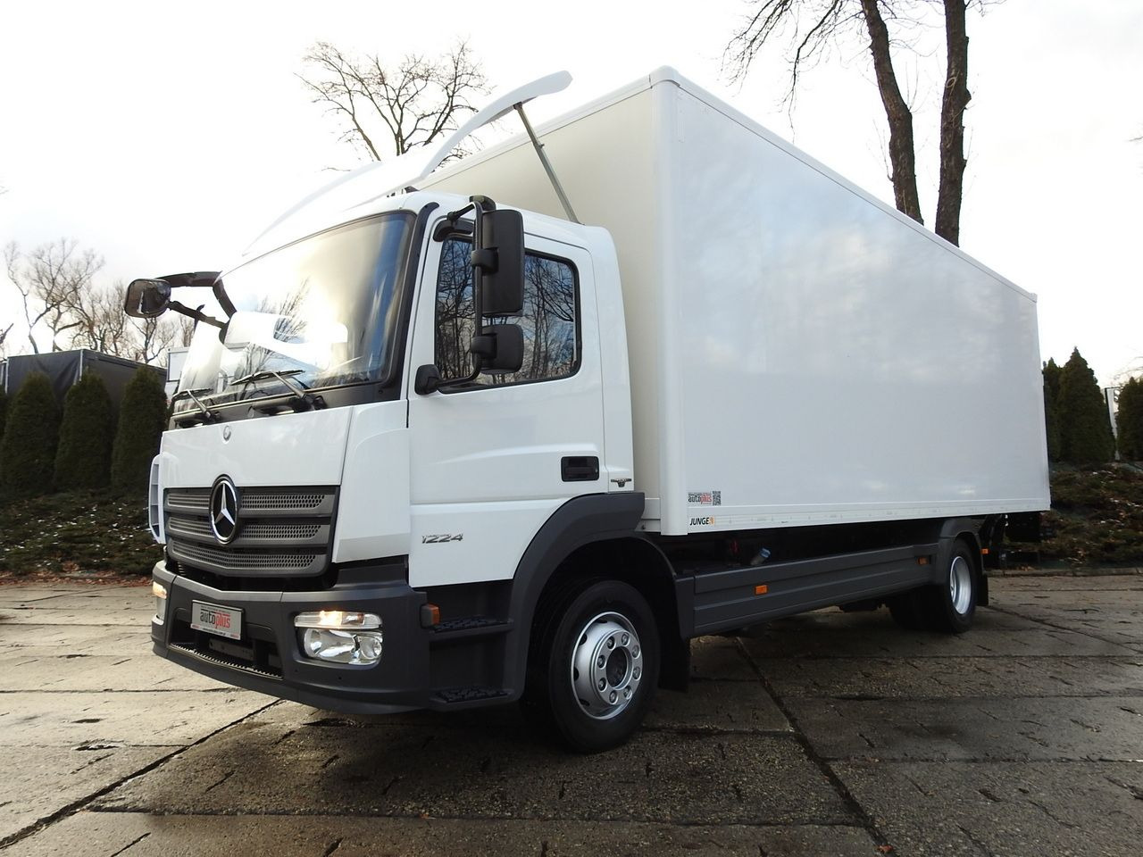 Fourgon grand volume MERCEDES ATEGO 12.24 BOX LIFT 18 PALLETS CRUISE CONTROL AUTOMATIC TRANSMISSION  TWIN WHEELS AIR CONDITIONING  240HP: photos 23
