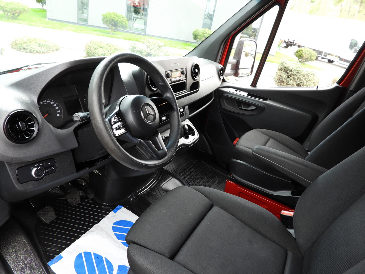 MERCEDES SPRINTER 316 8 PALLETS TARPAULIN LIFT CRUISE CONTROL AIR CONDITIONING  160HP - Utilitaire plateau baché: photos 2 MERCEDES SPRINTER 316 8 PALLETS TARPAULIN LIFT CRUISE CONTROL AIR CONDITIONING  160HP - Utilitaire plateau baché: photos 2