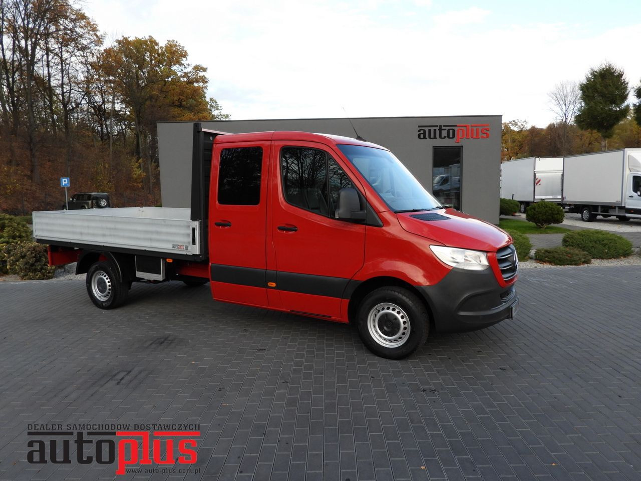 MERCEDES SPRINTER 316 STAKE BODY DOUBLE CABIN DOKA 7 SEATS AIR CONDITIONING 160HP - Utilitaire double cabine: photos 1 MERCEDES SPRINTER 316 STAKE BODY DOUBLE CABIN DOKA 7 SEATS AIR CONDITIONING 160HP - Utilitaire double cabine: photos 1