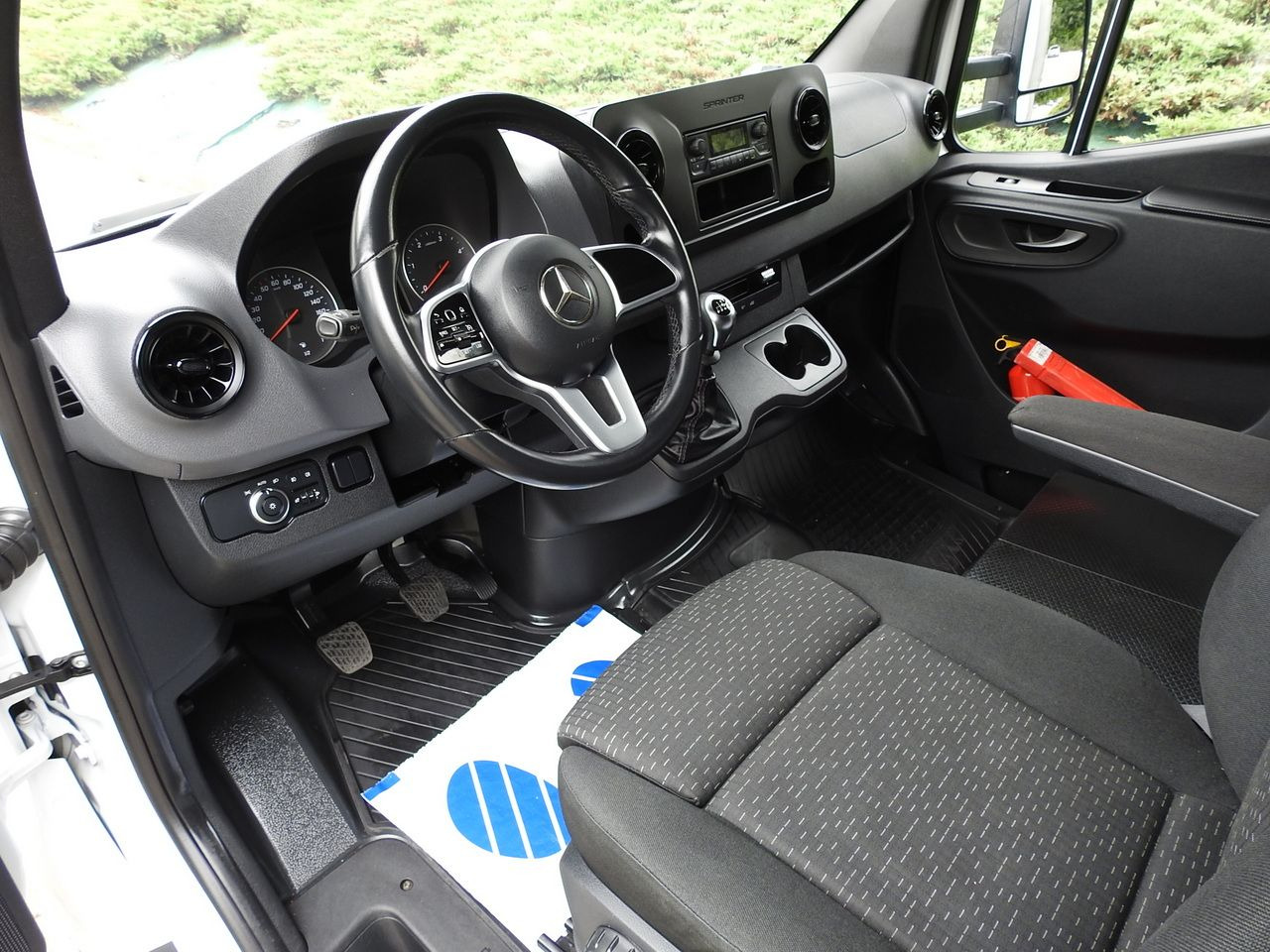 MERCEDES SPRINTER 316 TARPAULIN 10 PALLETS WEBASTO CRUISE CONTROL AIR CONDITIONING 165HP - Utilitaire plateau baché: photos 2 MERCEDES SPRINTER 316 TARPAULIN 10 PALLETS WEBASTO CRUISE CONTROL AIR CONDITIONING 165HP - Utilitaire plateau baché: photos 2
