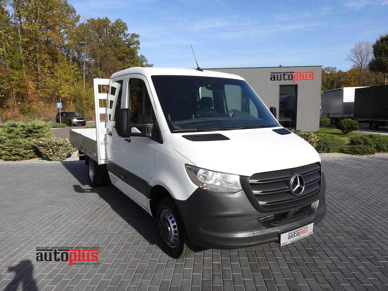 MERCEDES SPRINTER 516 STAKE BODY DOUBLE CABIN DOKA 6 SEATS CRUISE CONTROL AIR CONDITIONING TWIN WHEELS 160HP - Utilitaire double cabine: photos 1 MERCEDES SPRINTER 516 STAKE BODY DOUBLE CABIN DOKA 6 SEATS CRUISE CONTROL AIR CONDITIONING TWIN WHEELS 160HP - Utilitaire double cabine: photos 1