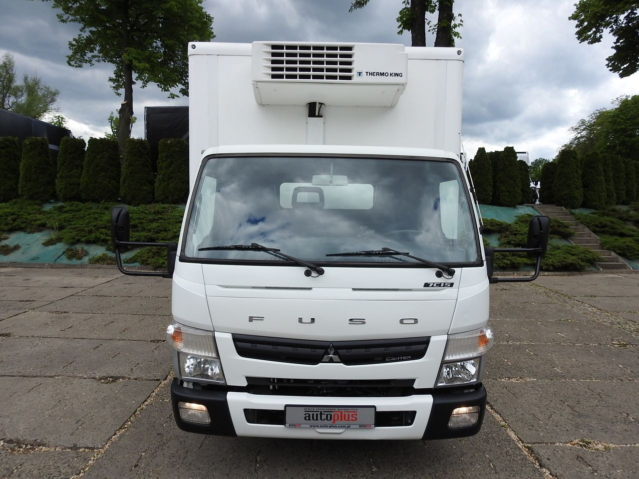 MITSUBISHI CANTER FUSO 7C15 REGRIGERATOR BOX -4*C LIFT POWER SUPPLY 230V AIR CONDITIONING AUTOMATIC TRANSMISSION 150HP - Camion frigorifique: photos 5 MITSUBISHI CANTER FUSO 7C15 REGRIGERATOR BOX -4*C LIFT POWER SUPPLY 230V AIR CONDITIONING AUTOMATIC TRANSMISSION 150HP - Camion frigorifique: photos 5