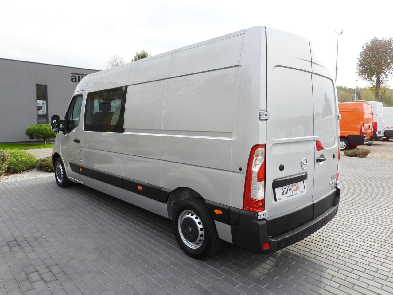Fourgon utilitaire OPEL MOVANO BOX DELIVERY VAN 7 SEATS CRUISE CONTROL LED LIGHTS AIR CONDITIONING 180HP: photos 10 Fourgon utilitaire OPEL MOVANO BOX DELIVERY VAN 7 SEATS CRUISE CONTROL LED LIGHTS AIR CONDITIONING 180HP: photos 10
