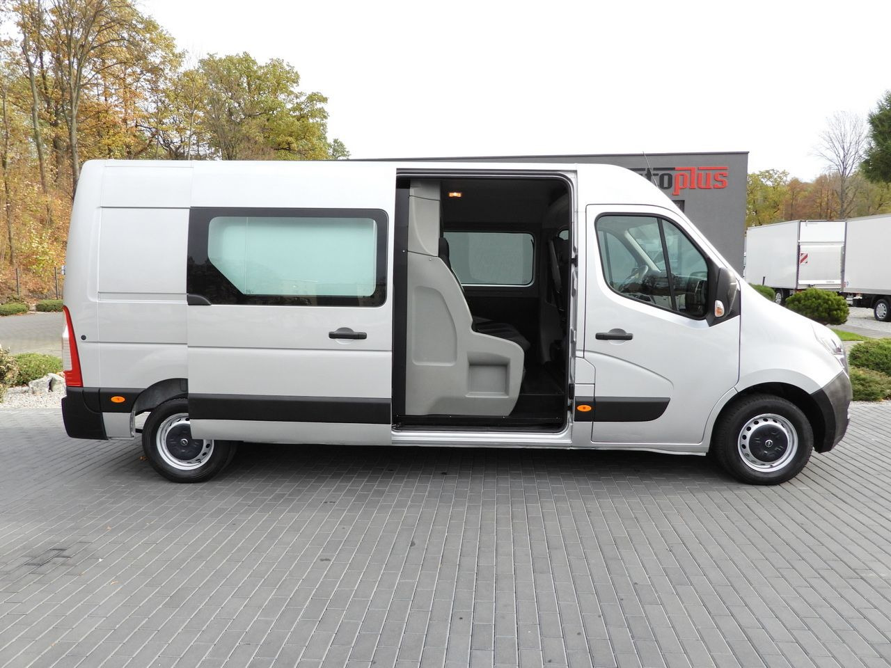 Fourgon utilitaire OPEL MOVANO BOX DELIVERY VAN 7 SEATS CRUISE CONTROL LED LIGHTS AIR CONDITIONING 180HP: photos 8 Fourgon utilitaire OPEL MOVANO BOX DELIVERY VAN 7 SEATS CRUISE CONTROL LED LIGHTS AIR CONDITIONING 180HP: photos 8