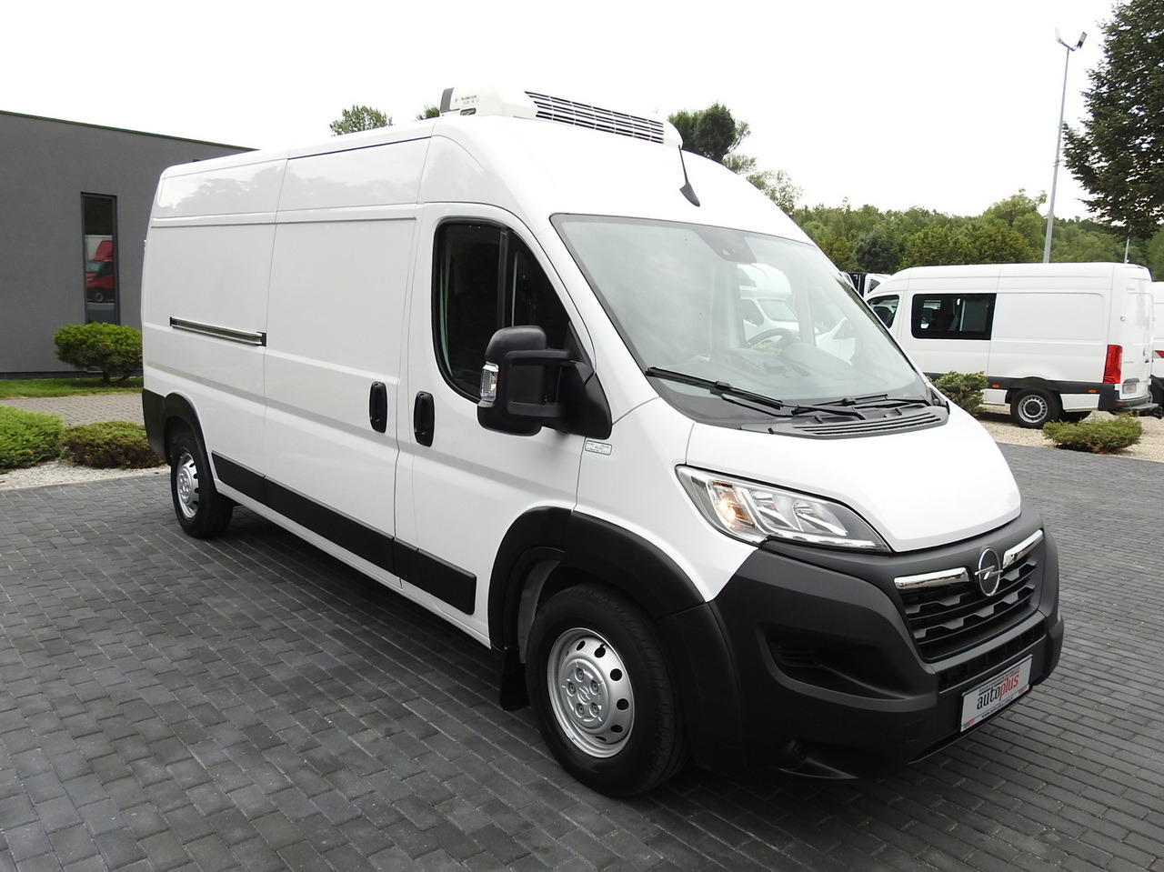 OPEL MOVANO REFRIGERATOR VAN 0*C HEATING FUNCTION AIR CONDITIONING  140HP - Utilitaire frigorifique: photos 4 OPEL MOVANO REFRIGERATOR VAN 0*C HEATING FUNCTION AIR CONDITIONING  140HP - Utilitaire frigorifique: photos 4