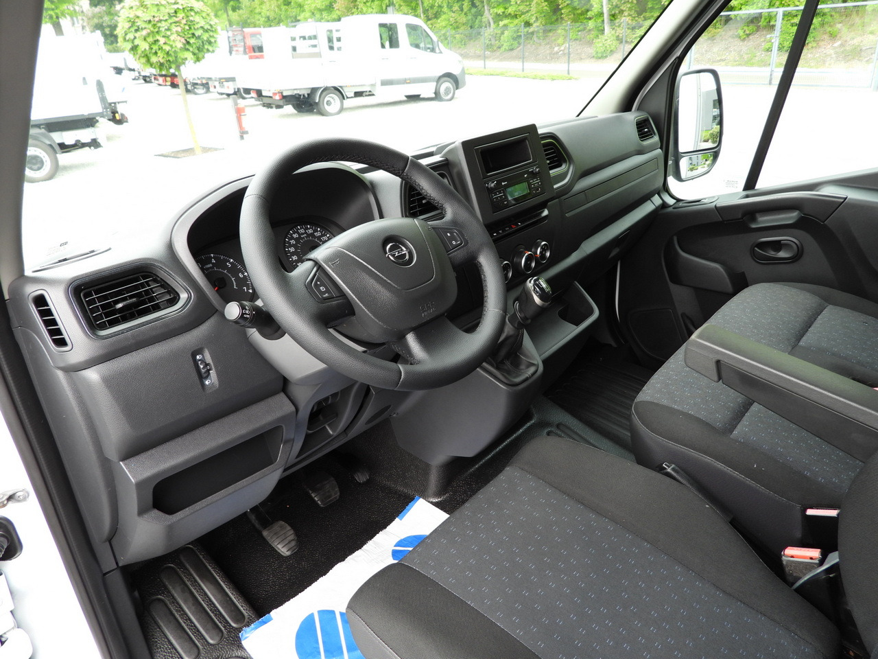 OPEL MOVANO TARPAULIN LIFT 9 PALLETS WEBASTO CRUISE CONTROL LED LIGHTS PNEUMATICS AIR CONDITIONING 165HP - Utilitaire plateau baché: photos 2 OPEL MOVANO TARPAULIN LIFT 9 PALLETS WEBASTO CRUISE CONTROL LED LIGHTS PNEUMATICS AIR CONDITIONING 165HP - Utilitaire plateau baché: photos 2