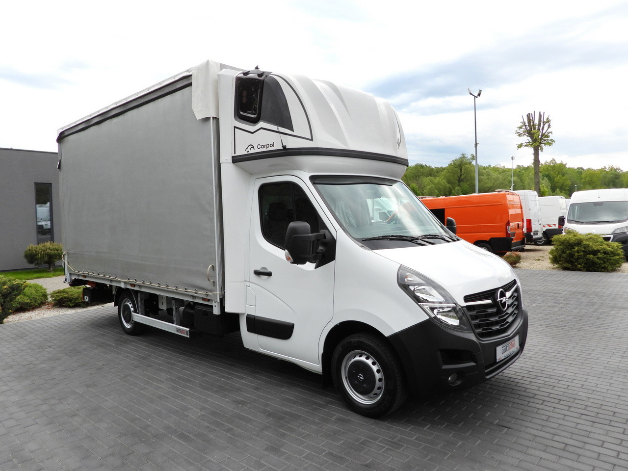 OPEL MOVANO TARPAULIN LIFT 9 PALLETS WEBASTO CRUISE CONTROL LED LIGHTS PNEUMATICS AIR CONDITIONING 165HP - Utilitaire plateau baché: photos 4 OPEL MOVANO TARPAULIN LIFT 9 PALLETS WEBASTO CRUISE CONTROL LED LIGHTS PNEUMATICS AIR CONDITIONING 165HP - Utilitaire plateau baché: photos 4