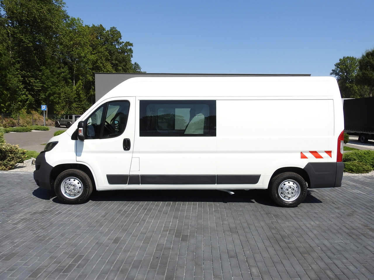 Fourgon utilitaire PEUGEOT BOXER BOX DELIVERY VAN 7 SEATS 110HP: photos 9 Fourgon utilitaire PEUGEOT BOXER BOX DELIVERY VAN 7 SEATS 110HP: photos 9