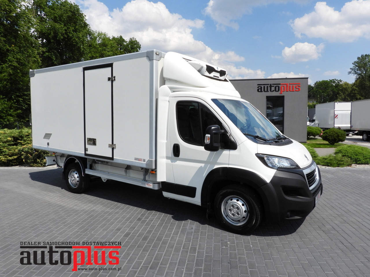 PEUGEOT BOXER REGRIGERATOR BOX 0*C 8 PALLETS CRUISE CONTROL LED LIGHTS AIR CONDITIONING 165HP - Utilitaire frigorifique: photos 1 PEUGEOT BOXER REGRIGERATOR BOX 0*C 8 PALLETS CRUISE CONTROL LED LIGHTS AIR CONDITIONING 165HP - Utilitaire frigorifique: photos 1