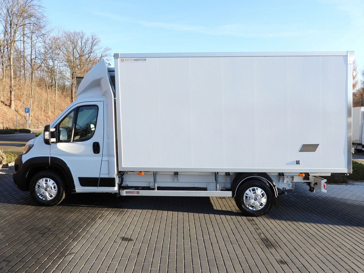 Utilitaire frigorifique PEUGEOT BOXER REGRIGERATOR BOX 0*C 8 PALLETS CRUISE CONTROL LED LIGHTS AIR CONDITIONING  165HP: photos 9