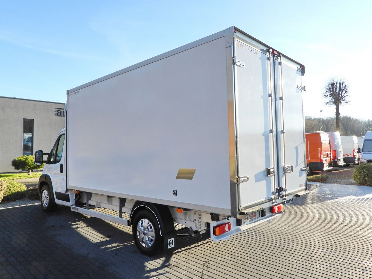 Utilitaire frigorifique PEUGEOT BOXER REGRIGERATOR BOX 0*C 8 PALLETS CRUISE CONTROL LED LIGHTS AIR CONDITIONING  165HP: photos 10