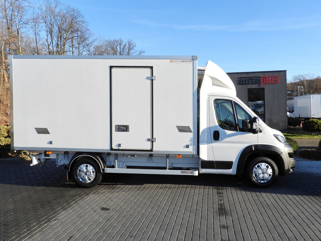 Utilitaire frigorifique PEUGEOT BOXER REGRIGERATOR BOX 0*C 8 PALLETS CRUISE CONTROL LED LIGHTS AIR CONDITIONING  165HP: photos 7