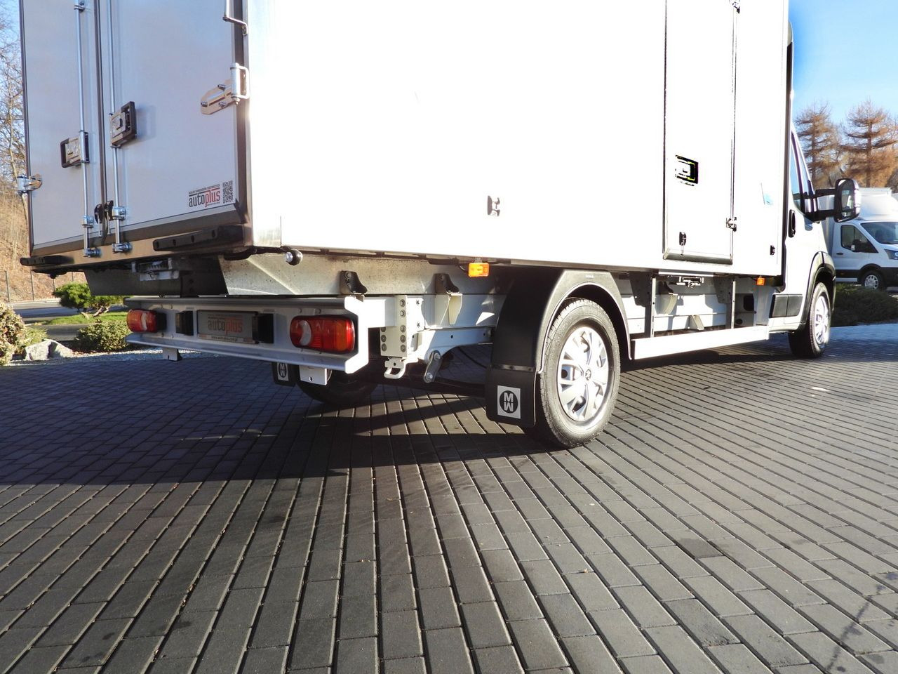 Utilitaire frigorifique PEUGEOT BOXER REGRIGERATOR BOX 0*C 8 PALLETS CRUISE CONTROL LED LIGHTS AIR CONDITIONING  165HP: photos 17