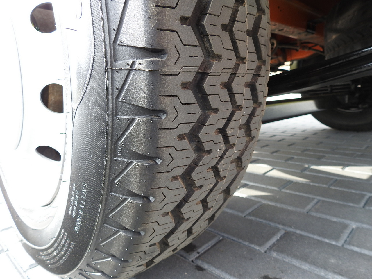 Utilitaire double cabine PEUGEOT BOXER STAKE BODY TARPAULIN DOUBLE CABIN DOKA 7 SEATS AIR CONDITIONING PNEUMATICS 140HP: photos 21 Utilitaire double cabine PEUGEOT BOXER STAKE BODY TARPAULIN DOUBLE CABIN DOKA 7 SEATS AIR CONDITIONING PNEUMATICS 140HP: photos 21